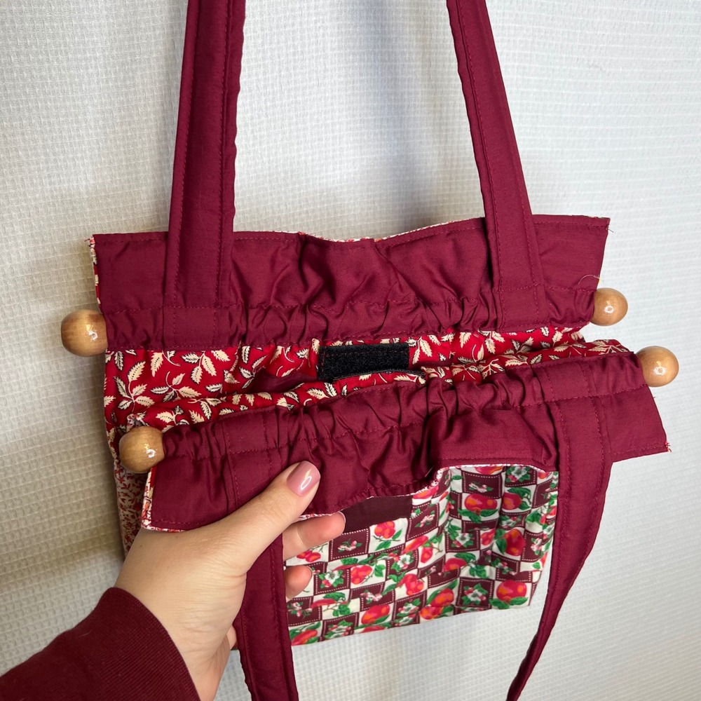 Handmade Quilted Patchwork Tote Bag Burgundy Floral Fruit Log Cabin Wood Beads - Picture 3 of 7